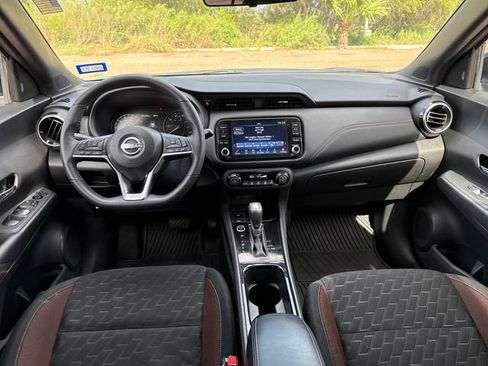 Used 2024 Nissan Kicks SR FWD image 13