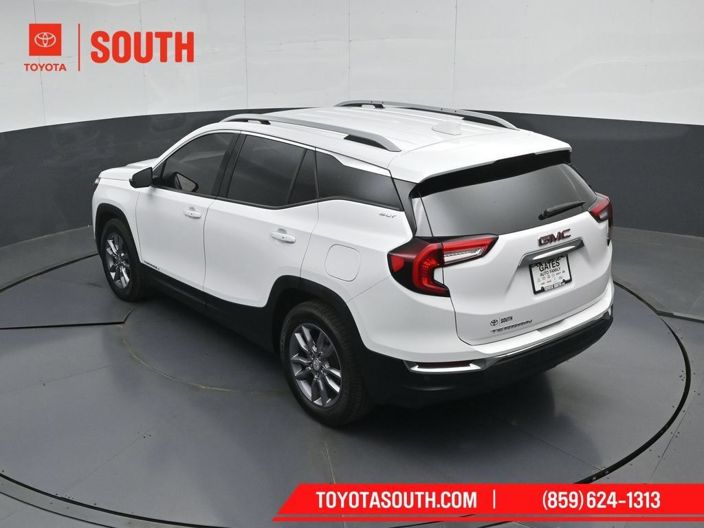 Used 2023 GMC Terrain SLT FWD image 51