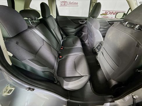 Used 2021 Subaru Forester Premium image 30