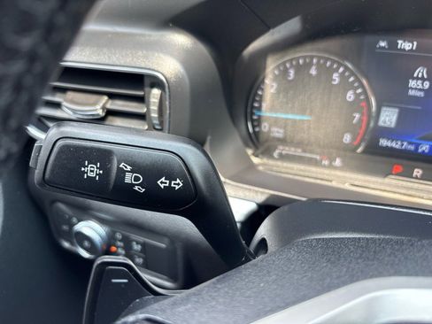 Used 2021 Ford Explorer XLT w/ Equipment Group 202A image 18