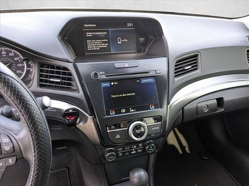 Certified 2020 Acura ILX w/ Premium Package image 12