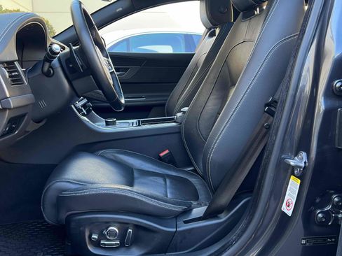 Used 2017 Jaguar XF S image 50