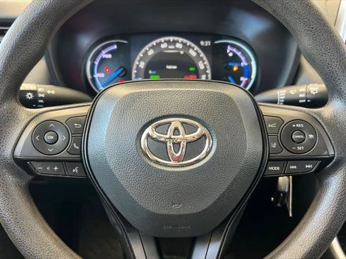 Certified 2023 Toyota RAV4 LE AWD/4WD image 23