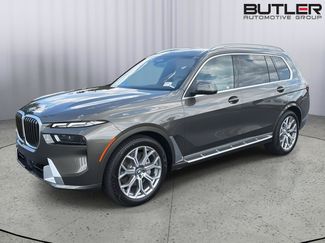 Used 2027 BMW X7 xDrive40i AWD/4WD video 1