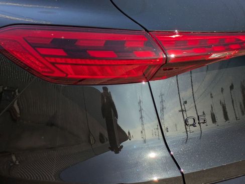 New 2025 Audi Q5 Premium Plus image 14