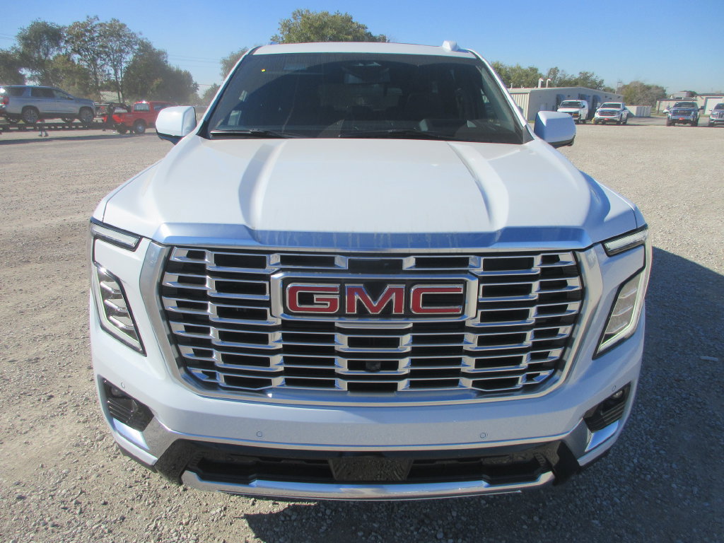 New 2027 GMC Yukon Denali w/ Sun & Power Step Package AWD/4WD image 10
