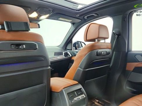 Used 2024 BMW X5 xDrive50e w/ Executive Package AWD/4WD image 31