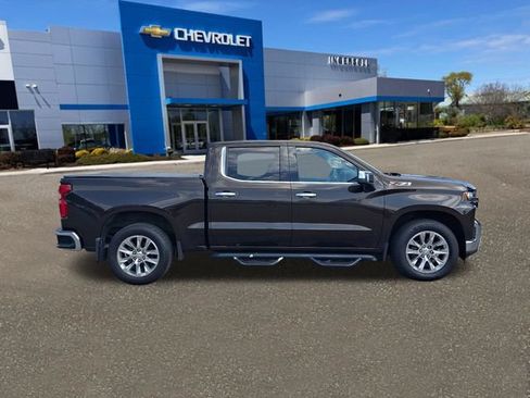 Used 2019 Chevrolet Silverado 1500 LTZ w/ LTZ Plus Package AWD/4WD image 28