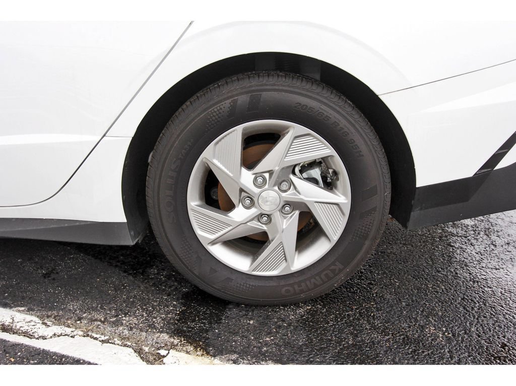 Used 2025 Hyundai Sonata SE FWD image 31