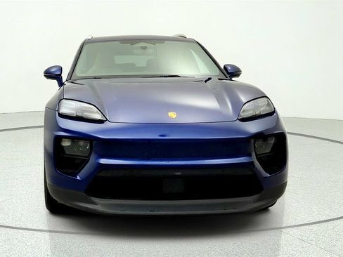 Used 2025 Porsche Macan 4S Electric w/ Premium Package AWD/4WD image 2