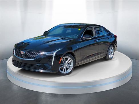 Used 2022 Cadillac CT4 Luxury image 5