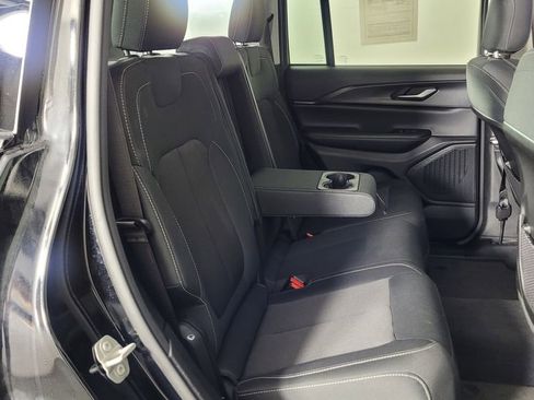 Used 2023 Jeep Grand Cherokee Laredo w/ Luxury Tech Group I image 69