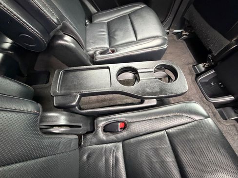 Used 2018 Toyota Highlander Limited image 39