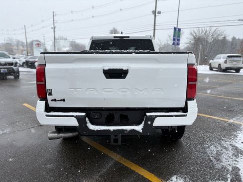 New 2025 Toyota Tacoma TRD Sport image 6
