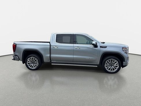 Used 2023 GMC Sierra 1500 Denali Ultimate AWD/4WD image 2