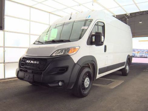 Used 2025 RAM ProMaster 2500 w/ Convenience Group FWD image 1