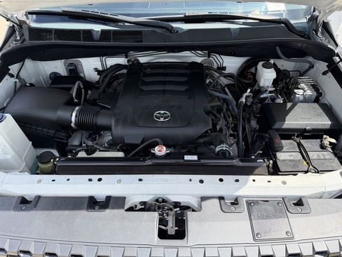 Used 2021 Toyota Tundra SR5 w/ TRD Off-Road Package RWD image 31