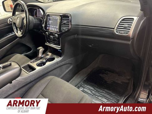 Used 2020 Jeep Grand Cherokee Laredo w/ 18" Wheel & 8.4" Radio Group image 38