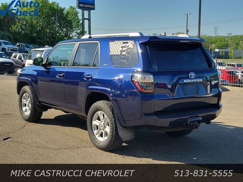 Used 2016 Toyota 4Runner SR5 Premium AWD/4WD image 3