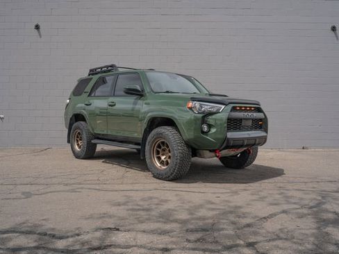 Used 2020 Toyota 4Runner TRD Pro AWD/4WD image 9