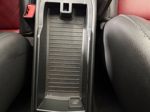 Certified 2019 Porsche 718 Boxster RWD image 33