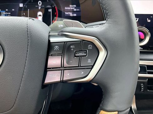 Used 2025 Lexus RX 350 Premium image 24