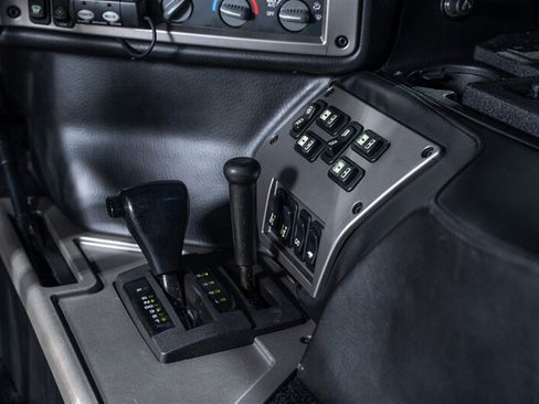 Used 2006 HUMMER H1 4-Door Wagon AWD/4WD image 58