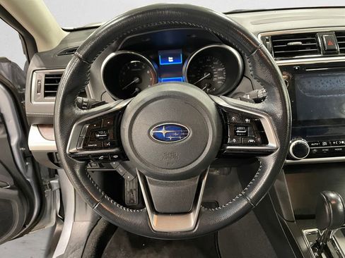 Used 2019 Subaru Outback 2.5i Limited image 12