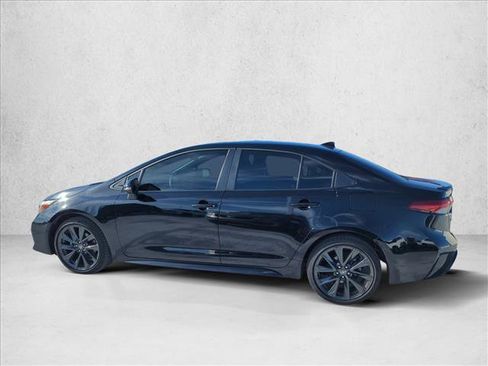 Used 2025 Toyota Corolla XSE image 9