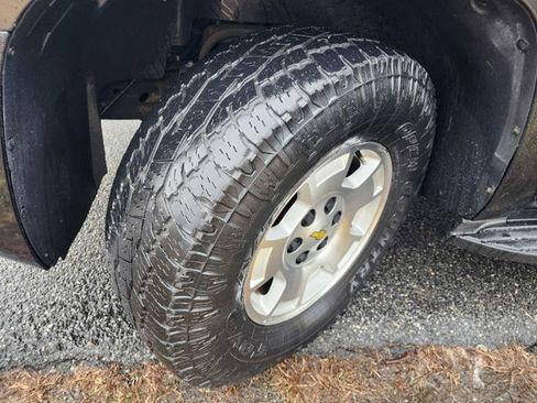 Used 2013 Chevrolet Tahoe LT w/ Luxury Package image 9