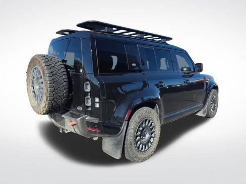 Used 2021 Land Rover Defender 110 X image 5