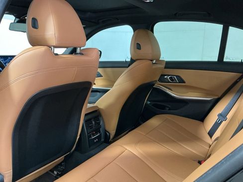 Certified 2024 BMW 330i Sedan w/ Premium Package RWD image 25