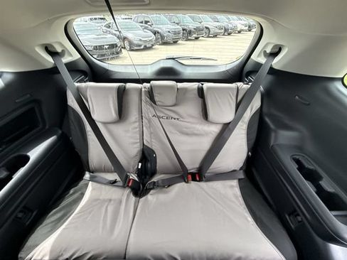 Used 2026 Subaru Ascent Premium AWD/4WD image 22