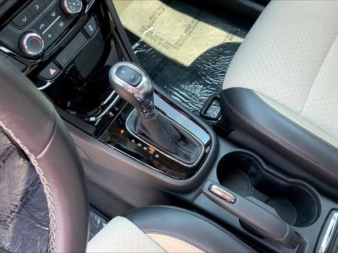 Used 2019 Buick Encore Preferred image 15