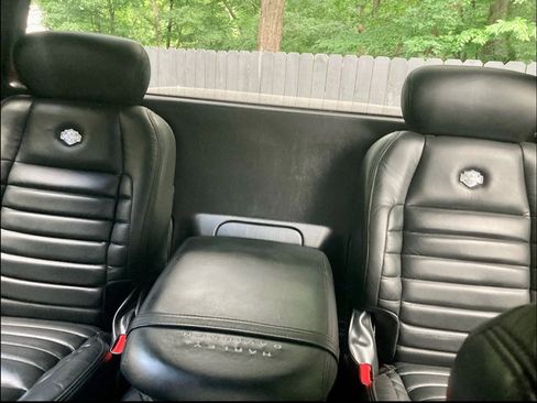 Used 2001 Ford F150 Harley-Davidson RWD image 7