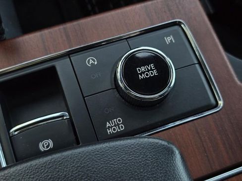 Used 2024 Lincoln Navigator Reserve AWD/4WD image 29