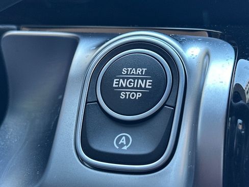 New 2025 Mercedes-Benz GLB 35 AMG AMG 35 image 28