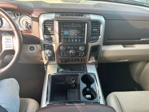 Used 2015 RAM 1500 Laramie w/ Convenience Group image 18