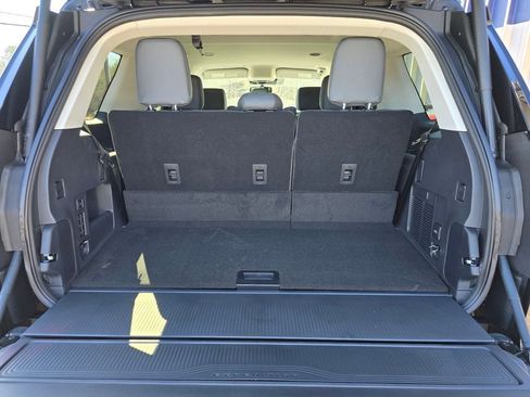 New 2026 Ford Expedition Active image 25