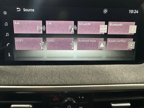Used 2025 Nissan Kicks SV AWD/4WD image 27