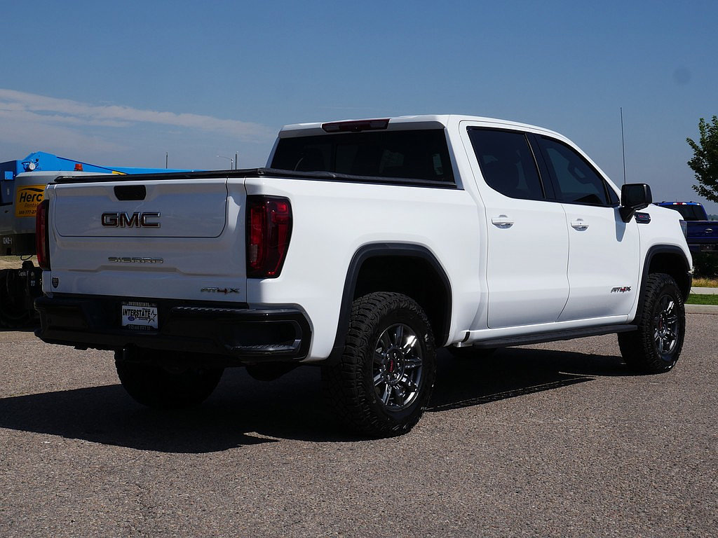 Used 2026 GMC Sierra 1500 AT4X AWD/4WD image 5