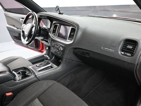 Used 2022 Dodge Charger SXT w/ Blacktop Package AWD/4WD image 26