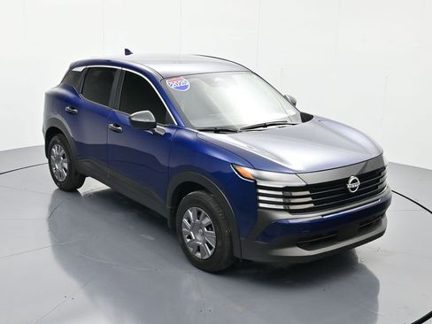 Certified 2025 Nissan Kicks S image 29