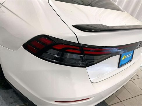 Used 2023 Honda Accord Sport image 32