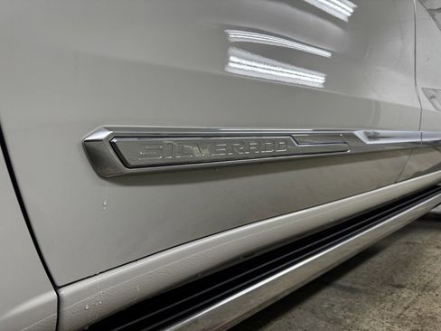 New 2026 Chevrolet Silverado 1500 High Country AWD/4WD image 16