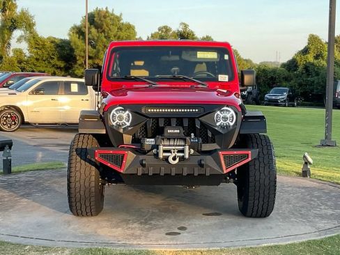 Used 2018 Jeep Wrangler Unlimited Sport S AWD/4WD image 16