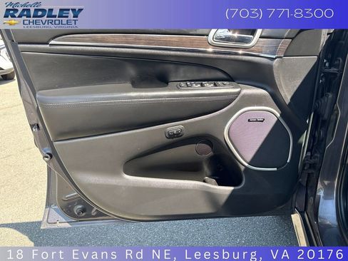 Used 2015 Jeep Grand Cherokee High Altitude AWD/4WD image 12