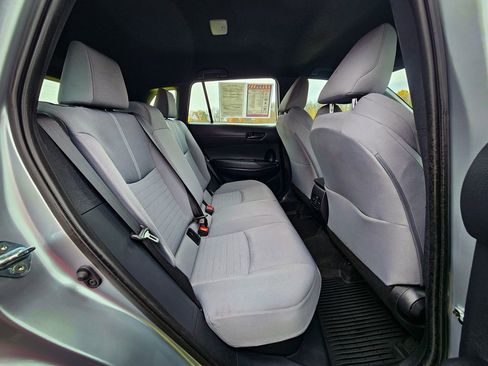 Used 2024 Toyota Corolla Cross AWD Hybrid image 34