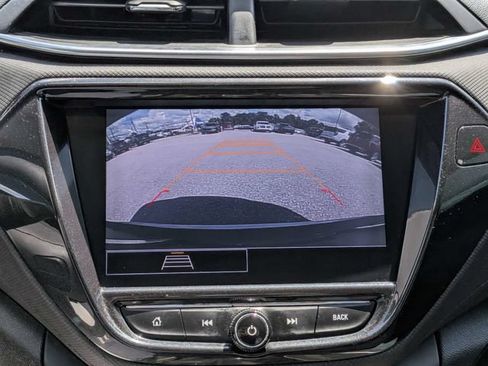 Used 2022 Chevrolet TrailBlazer LT w/ Convenience Package FWD image 30