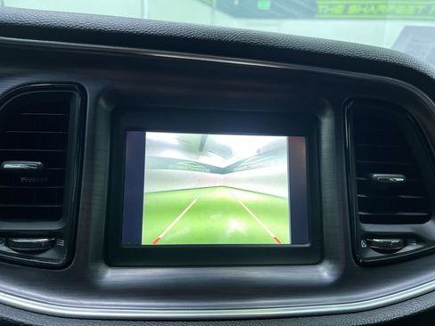 Used 2018 Dodge Challenger SXT RWD image 21